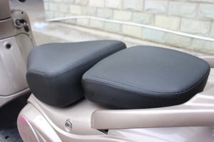 עמיד גלגל LED טאיליט 16 inch מקורר אוויר <span class=keywords><strong>125cc</strong></span> קטנוע גז חדש