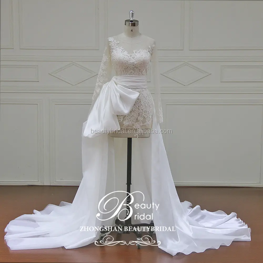Vestido de noiva lindo com cetim e tecido de véu, feito sob alfaiate especial
