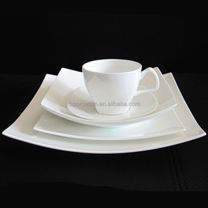 最新方形骨瓷晚餐套装: - Product Image 1