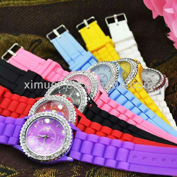 Best-selling geneva crystal silicone watches promotional wholesale