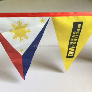 Personalizado Pendurado Publicidade <span class=keywords><strong>String</strong></span> Triângulo Tecido De Poliéster <span class=keywords><strong>Bunting</strong></span> Transferência De Calor Impressão Bandeira Bandeira