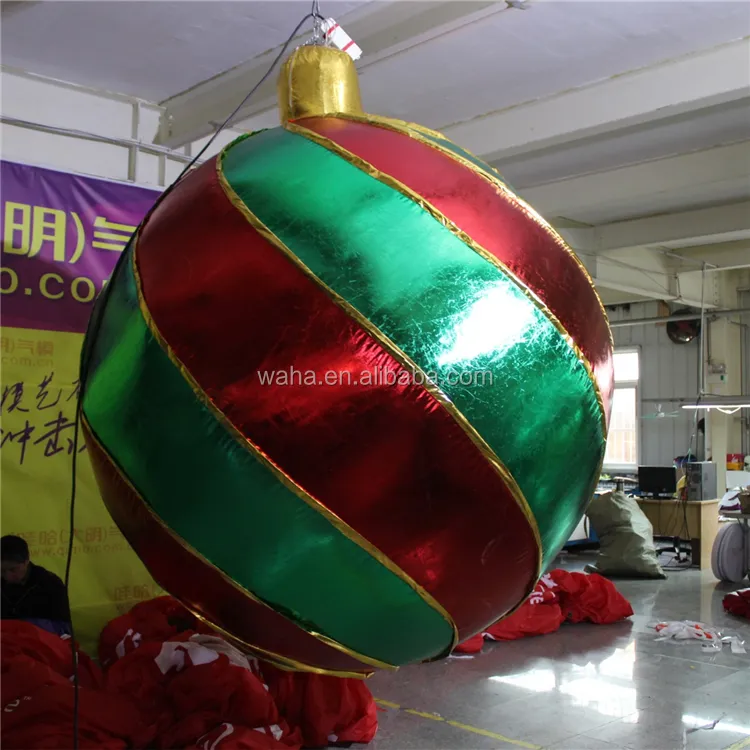 Bola gigante inflável colorida de balão de natal