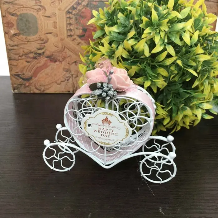 Boîte de bonbons de mariage Rose Rose Chariot en métal Boîte de chocolat