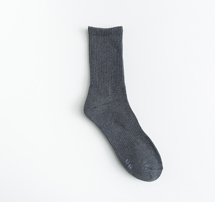 Gris foncé