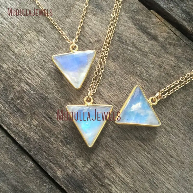 NM20987 Gros Pendentif en pierre de Lune Arc-En-Ciel Collier Géométrique Triangle Pierre De Lune Pierre Gemme Collier Serti de Bijoux En Or