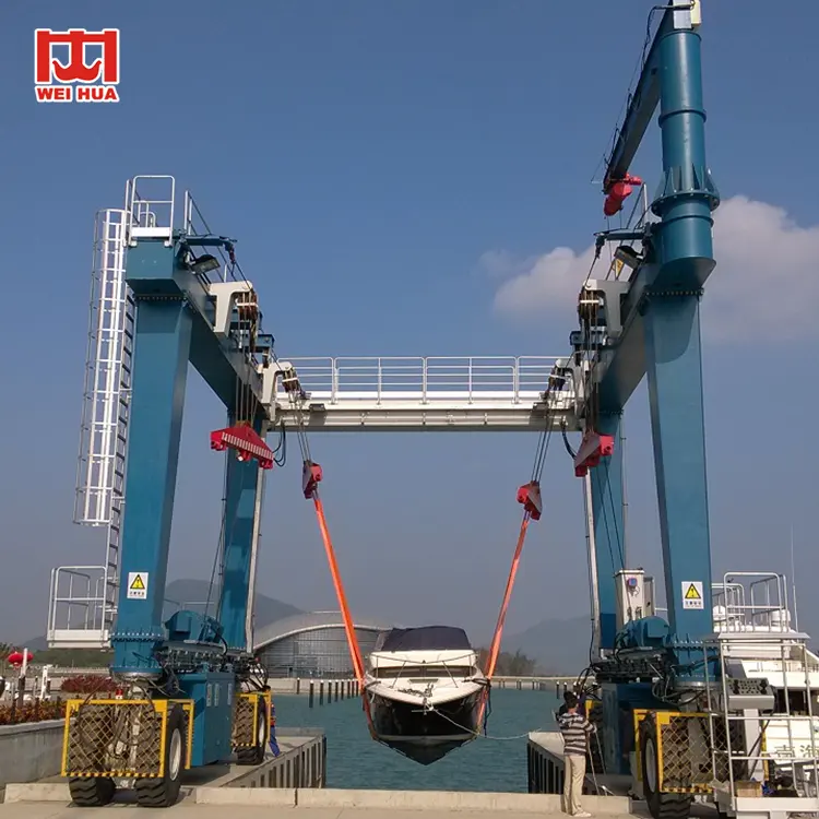 หนัก 300t 500t 600t ยกการเดินทางทางทะเล davit เรือยกรอกเครน 800t เรือยอชท์เครนราคาถูก