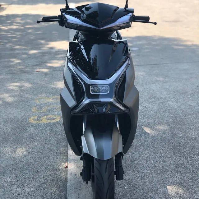 Scooter elettrico di consegna della cee coc E moto legale sulla strada motocicletta elettrica per adulti