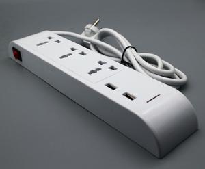 İngiltere standart 4 yollu çift <span class=keywords><strong>k</strong></span> elektrik uzatma prizi USB