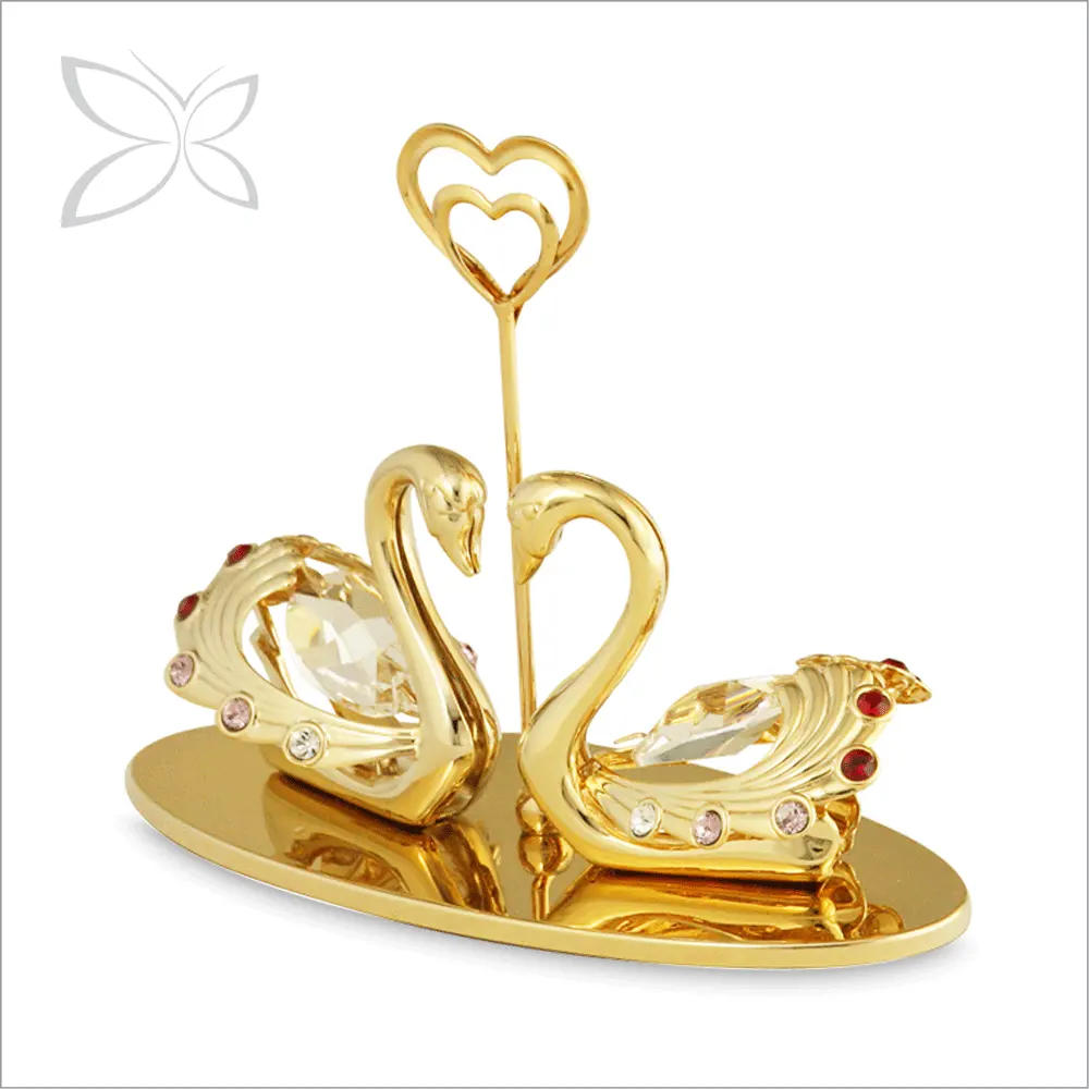 Crystocraft Placcato Oro del Metallo Kissing Swan Figurine Decorato con Taglio Brillante Cristalli Da Sposa Favori per Gli Ospiti