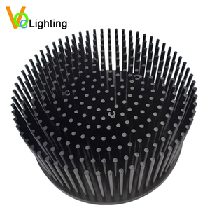 ที่กำหนดเองเย็นปลอมแปลง CXB 3590อลูมิเนียม LED ขาฮีทซิงค์150มิลลิเมตร