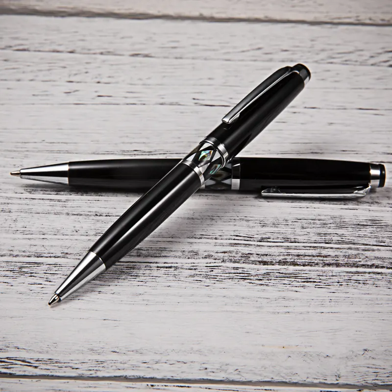 Nouveau 0. Stylo à bille 5mm.