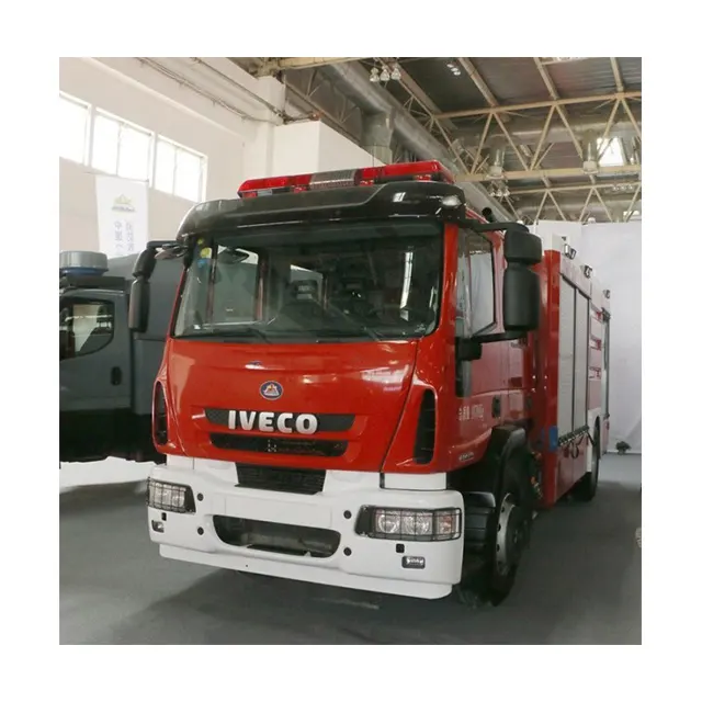 IVECO-camión de bomberos grande todoterreno, doble fila, marca italiana, a la venta