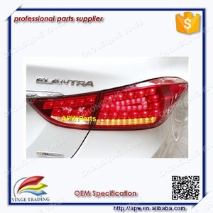 ヒュンダイエラントラI35アバンテMD2011-2015年用自動車照明部品LEDリアランプライト