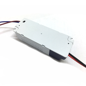 ZY-12030PA-W LED Lastro 30W <span class=keywords><strong>AC</strong></span> para <span class=keywords><strong>DC</strong></span> <span class=keywords><strong>Power</strong></span> Driver para LED Strip Tensão de entrada 220V e corrente de saída 2A