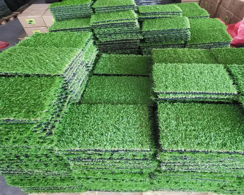 PE material de Fabricação automatizada Ao Ar Livre do jardim grama artificial/grama decorativa telhas