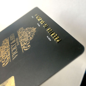Personalizzato EMV carta di debito NBS numeri in rilievo codice unico stampa Double face Offest carta di credito carta magnetica con 3 tracce