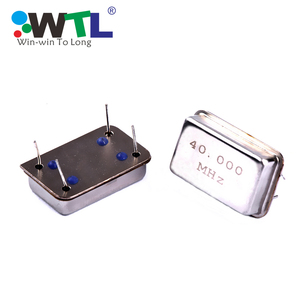 クリスタルクロックオシレーターWTLフルサイズ100.00mhz 100mhz 100M 100.000mhz -40 85'C WTL2.02546ZXスルーホールはCNGUA25ppmを受け入れます