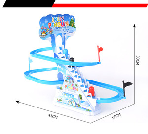 Diy הרכבה מסלול מירוץ סט מוסיקלי חריץ 3d פינגווין טיפוס אוטומטי למעלה רכבת צעצוע עם מוסיקה