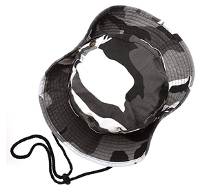 Venta al por mayor en blanco personalizado en blanco T/C sarga patrón de camuflaje al aire libre cubo boonie sombrero con cuerda de viento