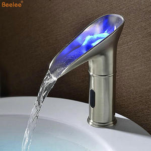 Beelee BL0164NF LED Tự Động Touchless Cảm Biến Lưu Vực Thác Nước Mixer Tap Phòng Tắm Chậu Tàu Vòi Nước Nóng và Lạnh - Product Image 3