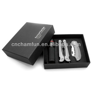 11 in 1 multi funzione di pinze strumenti/svizzero lama di tasca/HA CONDOTTO LA torcia in un SOS scatola di latta - Product Image 1