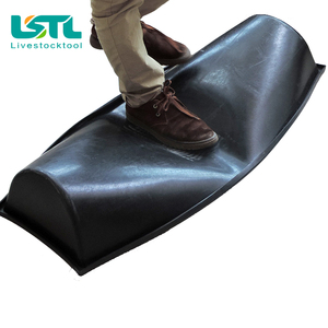 Chăn Nuôi Động Vật Chăn Nuôi Thiết Bị Kích Thước Khác Nhau Gia Súc Dê Thức Ăn Máng Đen Nhựa Cừu Ăn Máng - Product Image 2