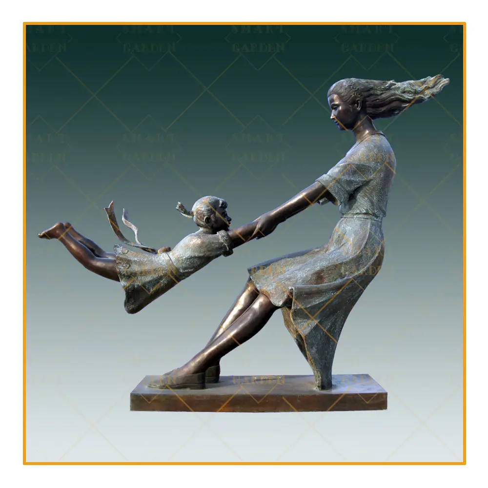 Aimer thème métal figurine jardin sculpture grandeur nature bronze mère et enfant jouant statue