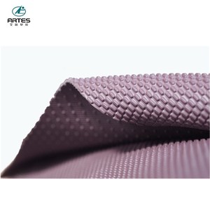 Profesyonel üretim fabrikası PVC 5d aşınmaya dayanıklı su geçirmez araba zemin koruma Mat