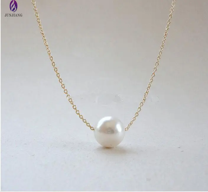 Collana di perle bianche latte imitate con perline d'oro da donna all'ingrosso più economica
