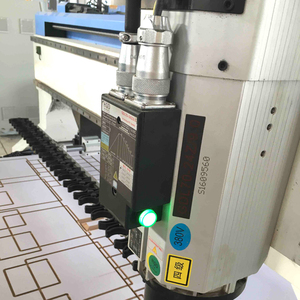 Máquina enrutadora CNC 1325 husillo para máquina de fabricación de puertas ATC lineal con 16 piezas de portaherramientas ISO30 - Product Image 5