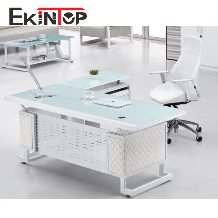 Muebles de oficina Diseño moderno Escritorio CEO en forma de L Mesas de oficina ejecutivas Mesa de oficina de vidrio Escritorios con tapa de vidrio