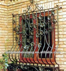 Modernes geschmiedetes Eisen fenster Neues Design Balkone Fenster Stahlrahmen Vertikales Öffnungs muster Feste offene Art für Schlafzimmer