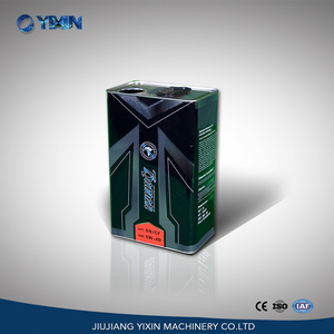 Yixin 技术用于方形锡罐的半自动 18l 喷砂机设备