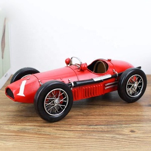 1953手工红色500 F2赛车运动复古玩具车模型压铸磅秤金属工艺品家居装饰