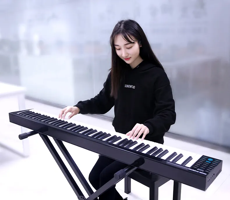 Konix เปียโนดิจิตอล88คีย์, ใหม่ล่าสุดเปียโนไฟฟ้าแบบมืออาชีพแบตเตอรี่ลิเธียมเปียโนคีย์บอร์ด MIDI