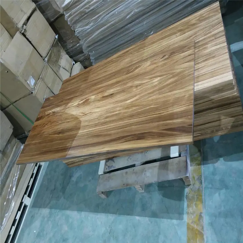 Peças de escada de madeira sólida, design mais novo 100% design de 2023 de madeira sólida escada 2023