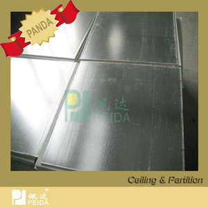 PVC 面和铝箔背面石膏天花板