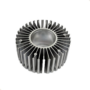 โปรไฟล์ฮีทซิงค์อลูมิเนียมแบบอัดขึ้นรูปแผงระบายความร้อน50W แผงระบายความร้อนแบบ LED กำลังสูง - Product Image 3