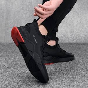 新产品在中国市场黑跑步运动鞋鞋线上 - Product Image 3