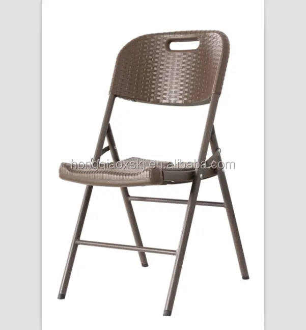 2022 wholesale faux brown rattan design outdoor or indoor plastic portable stackable garden chair