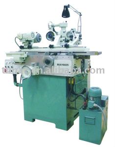 <strong>Universal</strong> Tool <strong>Grinding</strong> <strong>Machine</strong>
