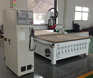 Teuerste 3D-Holzschnitzmaschine Preis/automatischer Werkzeug wechsel <span class=keywords><strong>CNC</strong></span>-<span class=keywords><strong>Router</strong></span> 1325