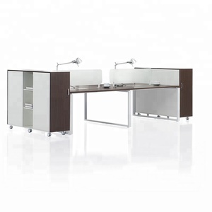 4 plazas de trabajo/MESA de oficina de Venta caliente de acrílico sólido superior superficie de trabajo escritorios de computadoras con particiones - Product Image 1