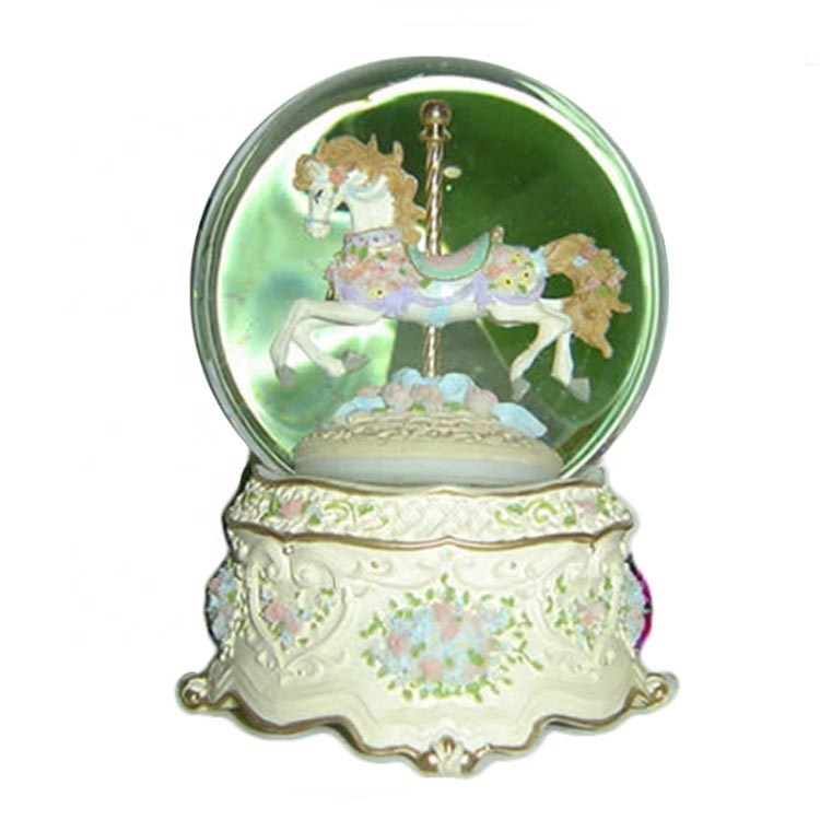 carousel horse snow globe2