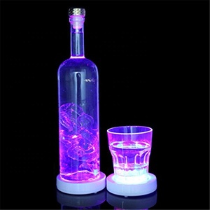 Yeni Ürün Fikirleri 2019 Çin Tedarikçiler Toplu Toptan Promosyon Led bira matı bira matı Ile Led ışık
