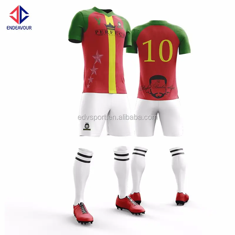 Wholesale sublimation custom football clothes made in china