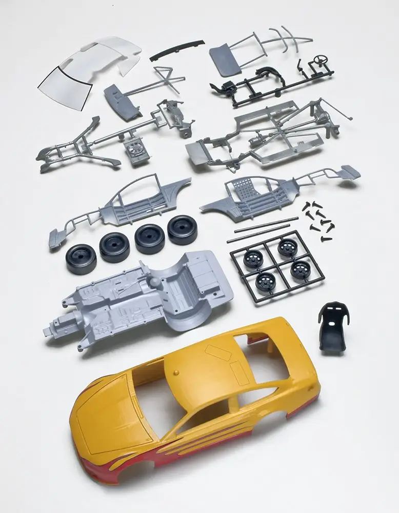 Fai da te in plastica kit modello di auto in scala 1/24 modello in metallo kit per adulti