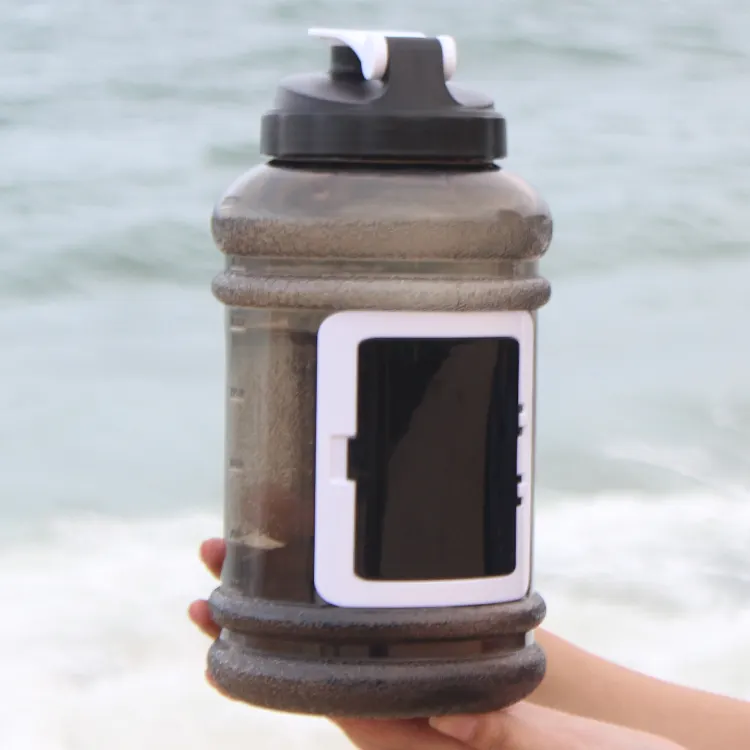 Botella de agua de plástico con mango y caja de almacenamiento, producto más popular, promoción, 2.5L