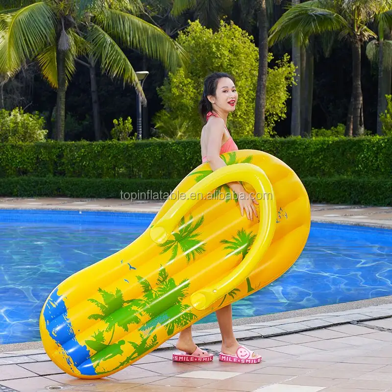 Chinelos infláveis personalizados de fábrica, chinelos de plástico flutuantes para piscina, colchão, cama de ar para praia