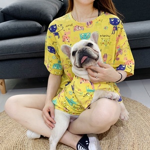 2023 yaz yeni gelmesi sevimli tasarım moda baskı köpek ve sahibi eşleşen evcil hayvan giyim giyim t shirt toptan - Product Image 1